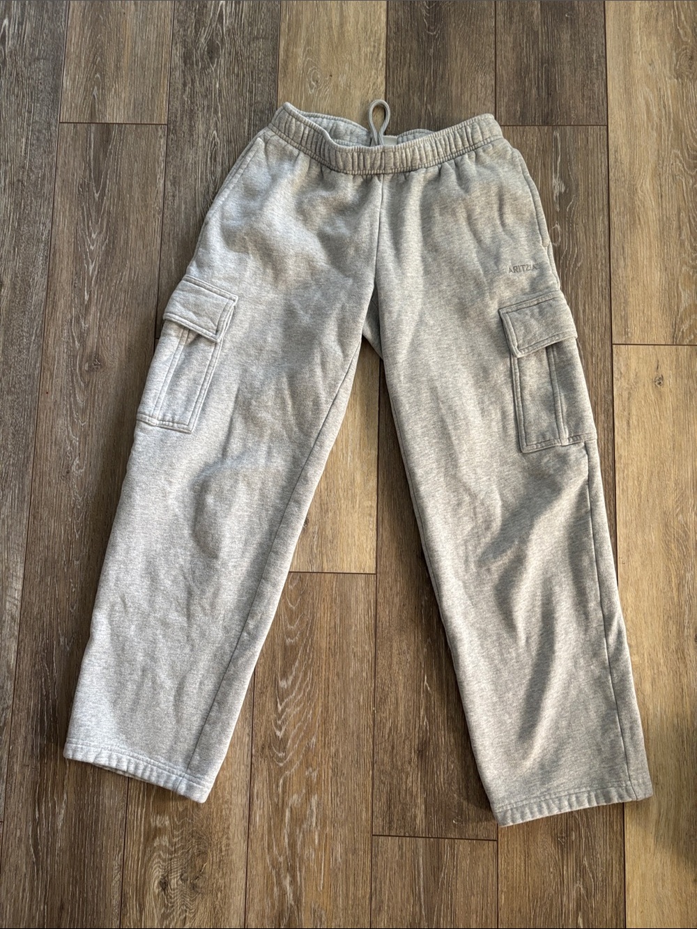 Aritzia Light Gray Sweatfleece Drawstring Joggers